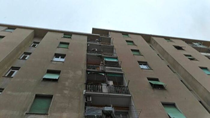 Appartamento con 6 locali in vendita in Via Giorgio Mignone, Genova