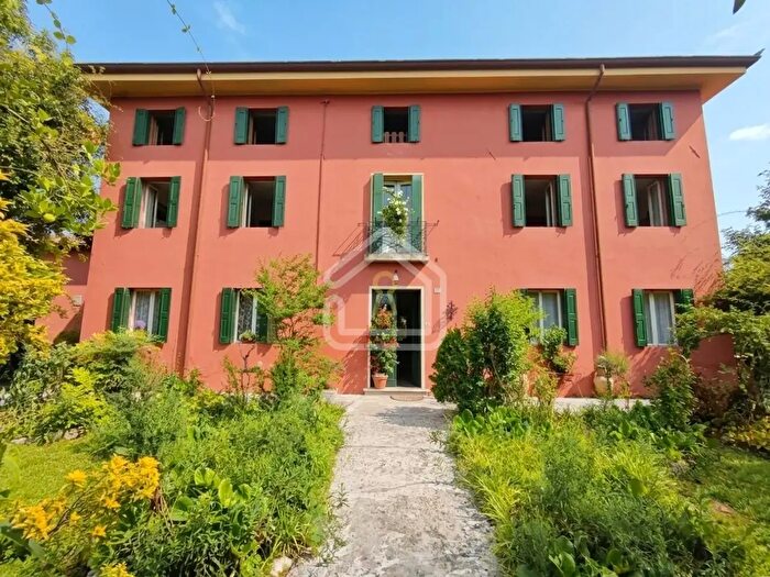 Casa con 8 locali in vendita in Via Cordovado, Teglio Veneto