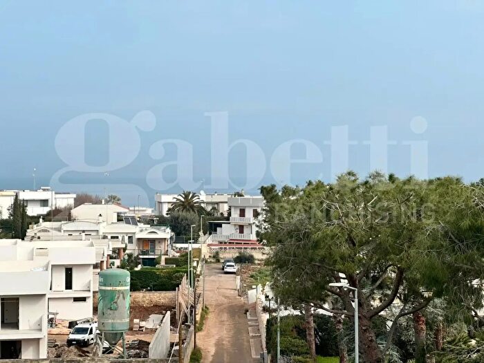 Casa con 6 locali in vendita in Via Luigi di Molfetta, Bisceglie