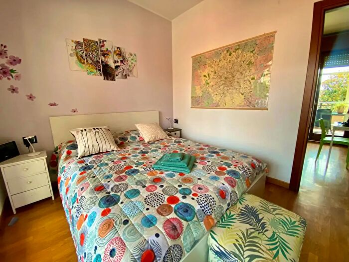 Appartamento monolocale in affitto in Via Brunico, Milano