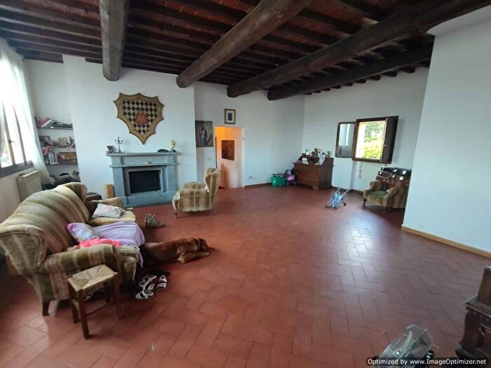 Appartamento con 6 locali in vendita in Via San Lorenzo Signa, Signa