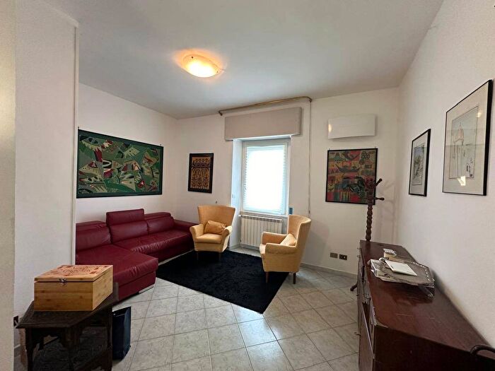 Appartamento quadrilocale in affitto in Via Tolmino, Santa Lucia Paradiso, Viterbo