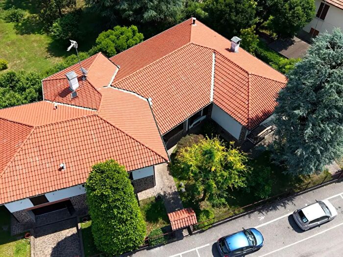 Casa in vendita in Cassano D'Adda