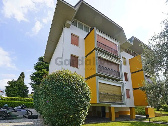 Appartamento bilocale in vendita in Via Vincenzo Gioberti, Toscolano Maderno