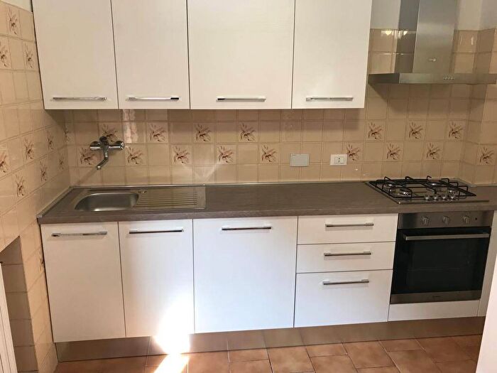 Appartamento trilocale in affitto in Via Aristotele Fioravanti, Bolognina, Bologna