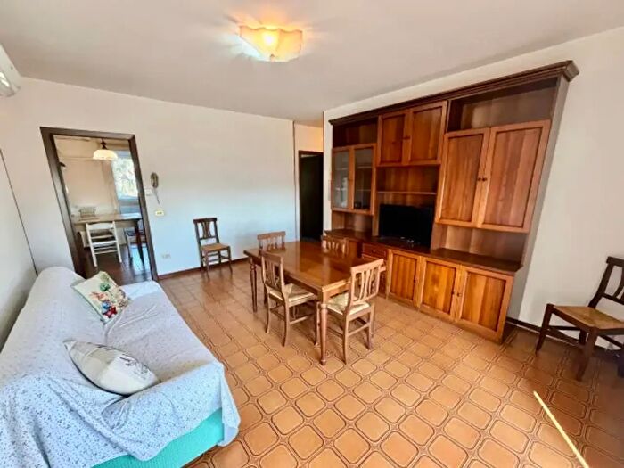 Appartamento trilocale in vendita in Via Giacomo Leopardi, Carpaneto Piacentino