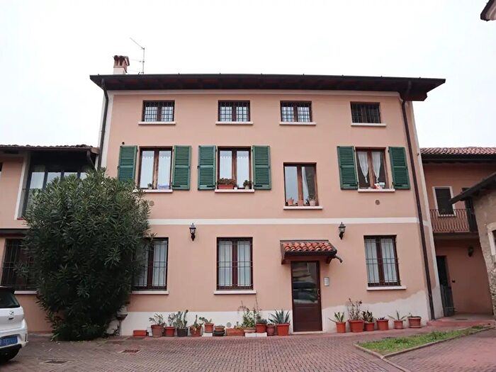 Appartamento trilocale in affitto in Via G Marconi, Collebeato