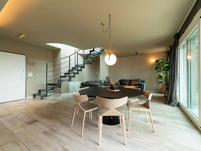 Appartamento quadrilocale in affitto in Corso Ventidue Marzo, Porta Vittoria, Milano