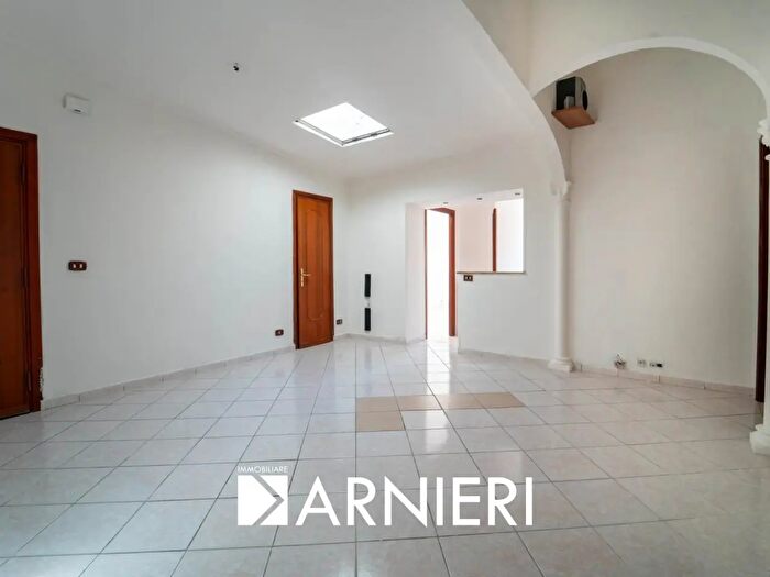 Appartamento quadrilocale in vendita in Via Umberto I, Sezze