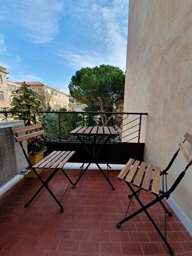 Appartamento trilocale in vendita in Via Guerino Grimaldi, Salerno