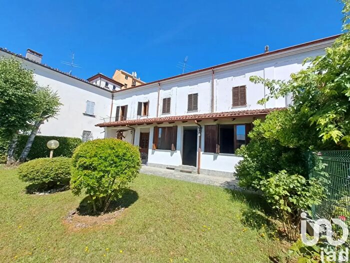 Casa con 13 locali in vendita in Via Guglielmo Marconi, San Salvatore Monferrato