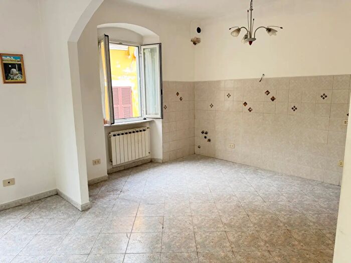 Appartamento in vendita in Viale Giuseppe Mazzini, Sarzana