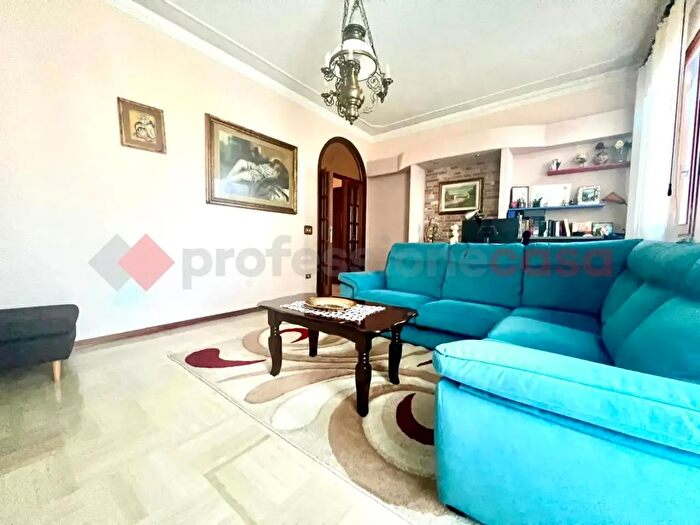 Appartamento trilocale in vendita in Via Manzoni, Scandiano