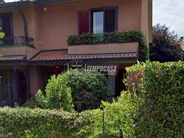 Casa in vendita in Tradate