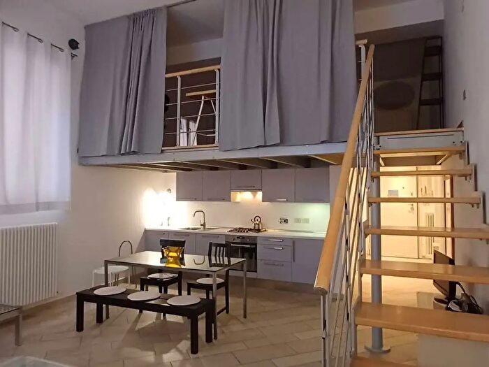 Appartamento bilocale in affitto in Via San Vitale, Bologna