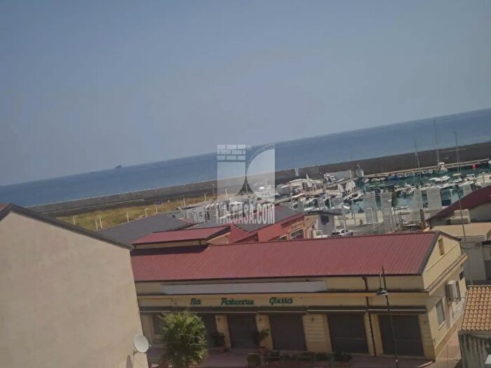 Appartamento bilocale in vendita in Via Renato Geremicca, Crotone