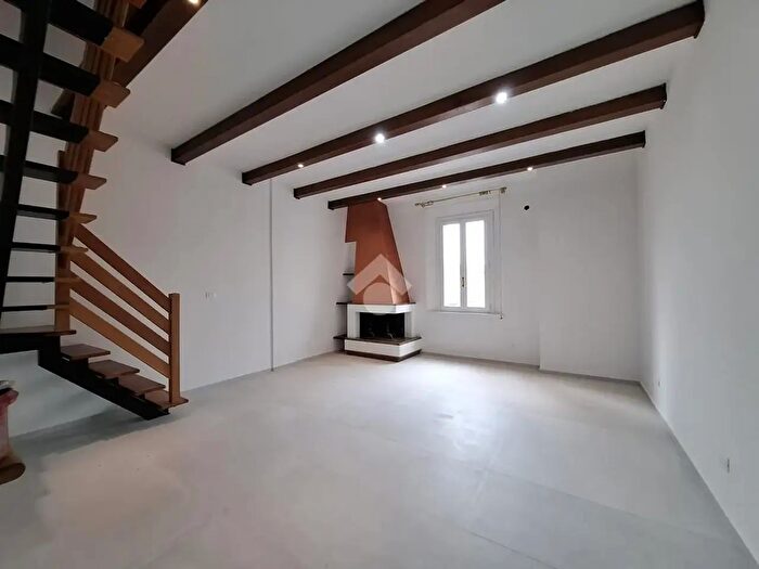 Appartamento quadrilocale in vendita in Via Emilia Interna, Castel Bolognese