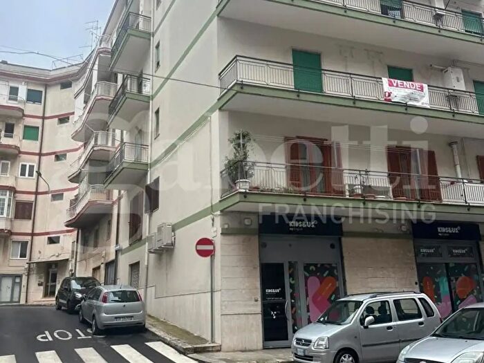 Appartamento quadrilocale in vendita in Via Monsignor Luigi Mindelli, Ostuni