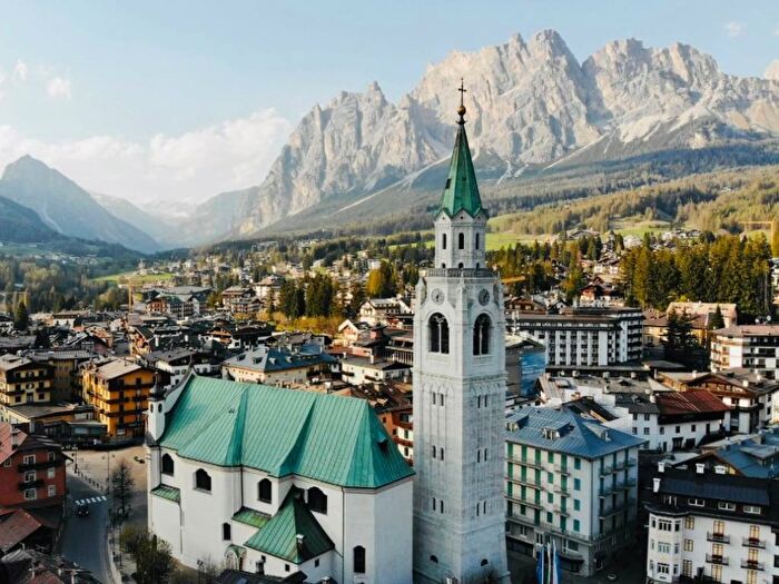 Appartamento trilocale in affitto in Centro, Cortina dAmpezzo