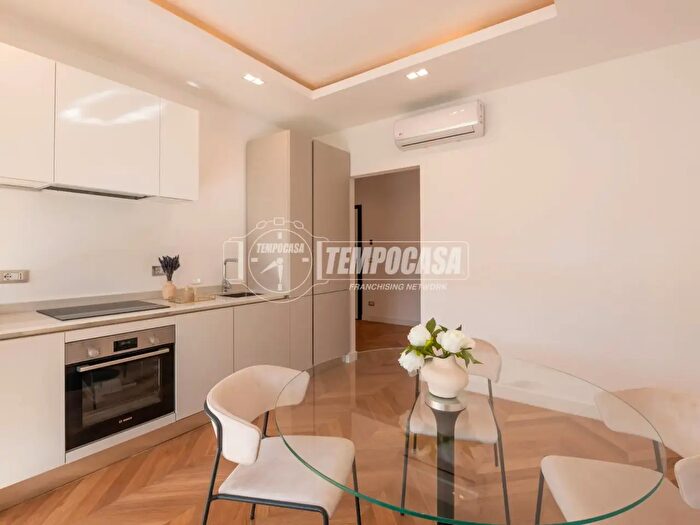 Appartamento bilocale in vendita in Via Gustavo Fara, Milano