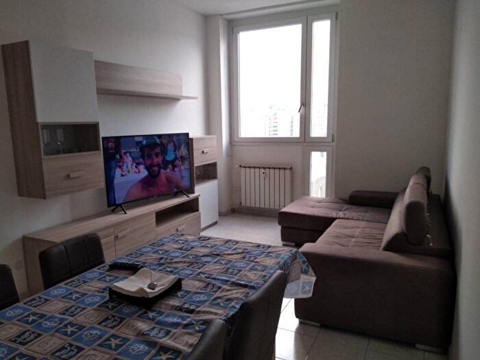 Appartamento bilocale in affitto in Bellinzona, Ponte Chiasso, Como