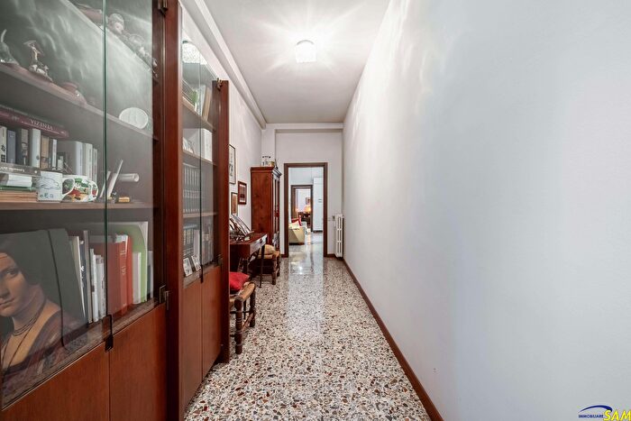 Appartamento bilocale in vendita in Viale Lucania, Milano