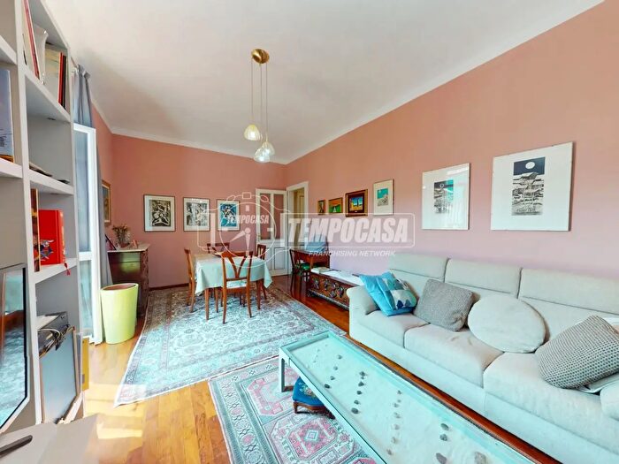 Appartamento trilocale in vendita in Corso Regina Margherita, Torino