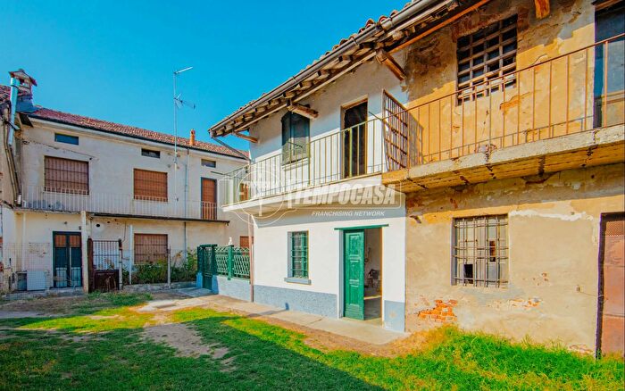 Appartamento quadrilocale in vendita in Via Monte Grappa, Tromello