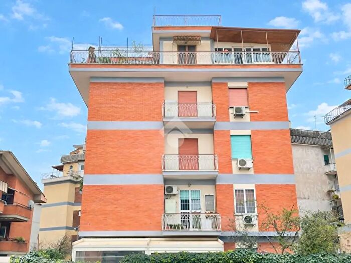 Appartamento bilocale in vendita in Via dei Ruderi di Casa Calda, Roma