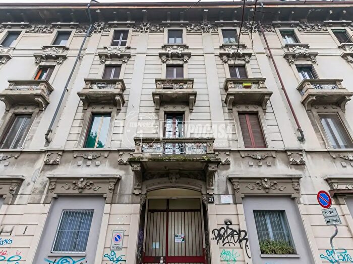 Appartamento bilocale in vendita in Via Giuseppe Guerzoni, Milano