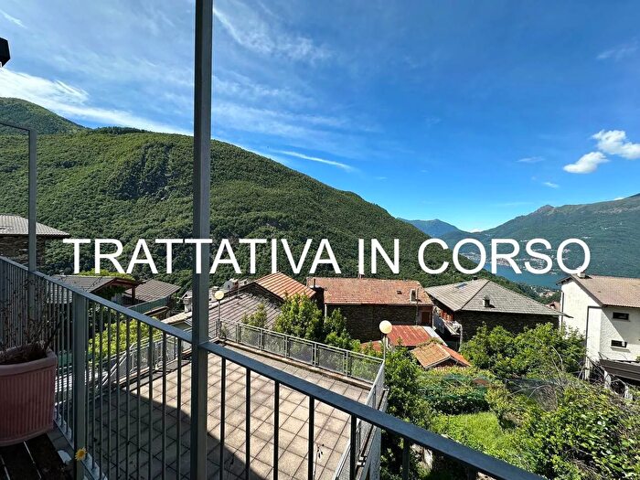 Casa con 5 locali in vendita in Via del Legno, Valvarrone