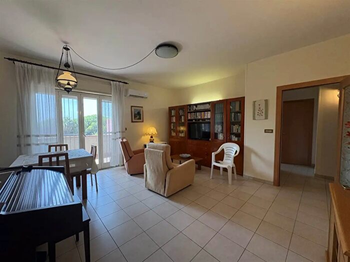 Appartamento trilocale in vendita in Viale Castagnola, Catania