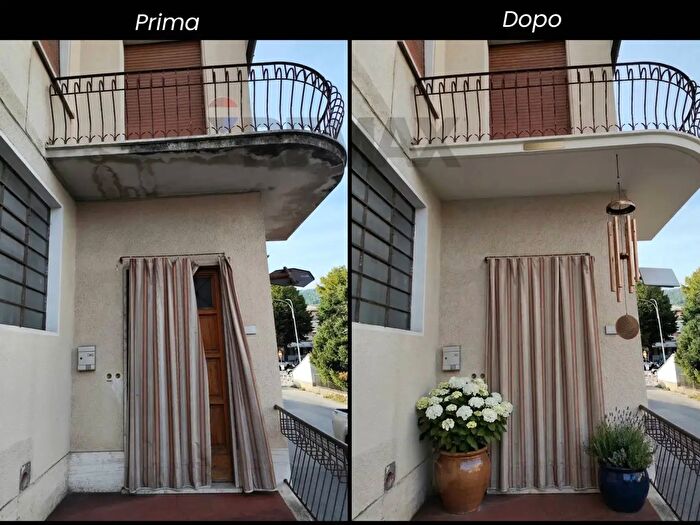 Appartamento con 5 locali in vendita in Via Roma, Barga