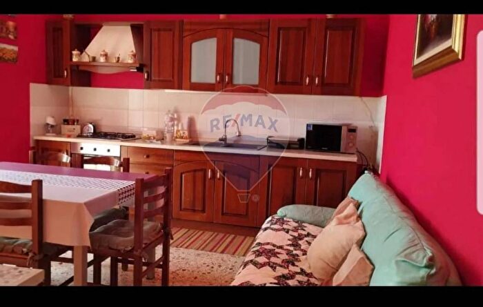 Casa con 6 locali in vendita in Via del Popolo, Partanna