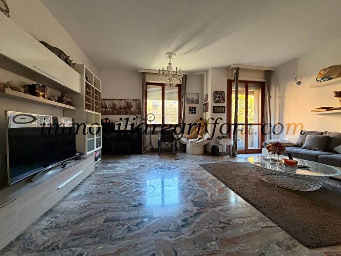 Appartamento con 6 locali in affitto in Via Valdossola, Costa, Bologna