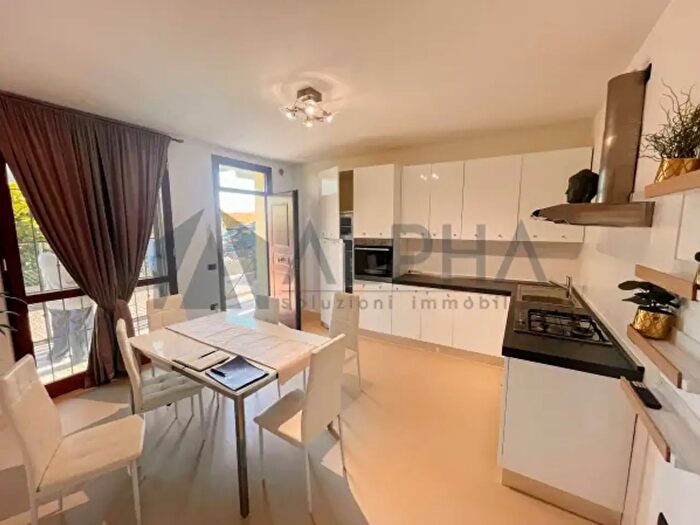 Appartamento trilocale in vendita in Via del Fabbro, Ravenna