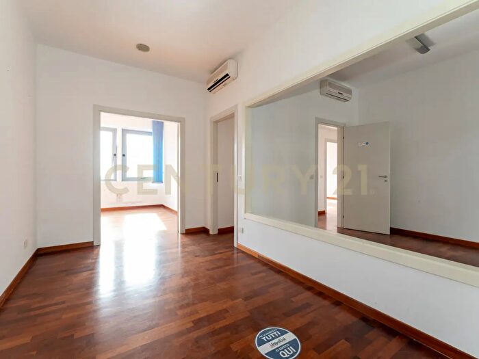 Appartamento con 5 locali in vendita in Corso Sicilia, Catania