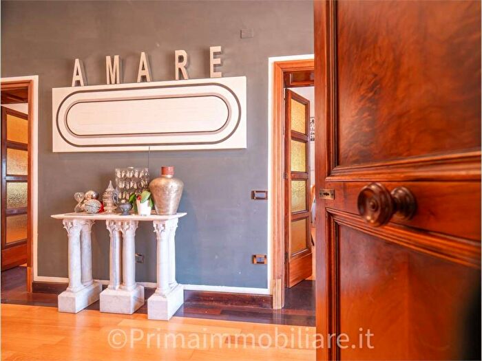 Casa con 6 locali in affitto in Viale Pompeo Pellini, Centro, Perugia