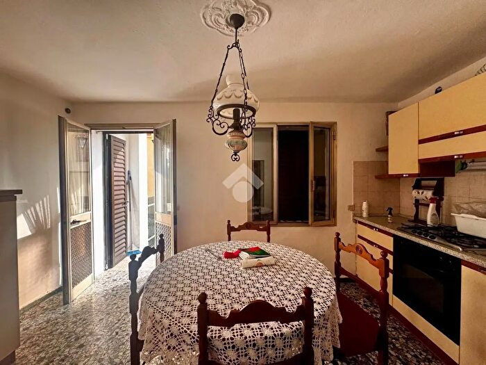 Casa quadrilocale in vendita in Via Armando Diaz, Volpago Del Montello