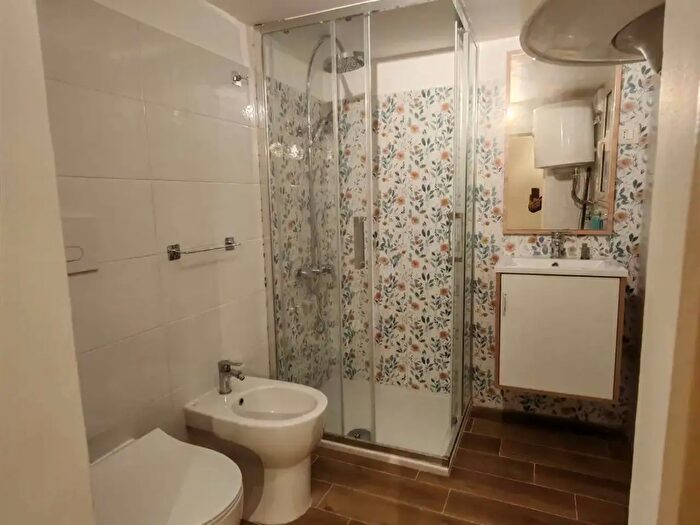 Appartamento quadrilocale in vendita in Via Bainsizza, Siracusa