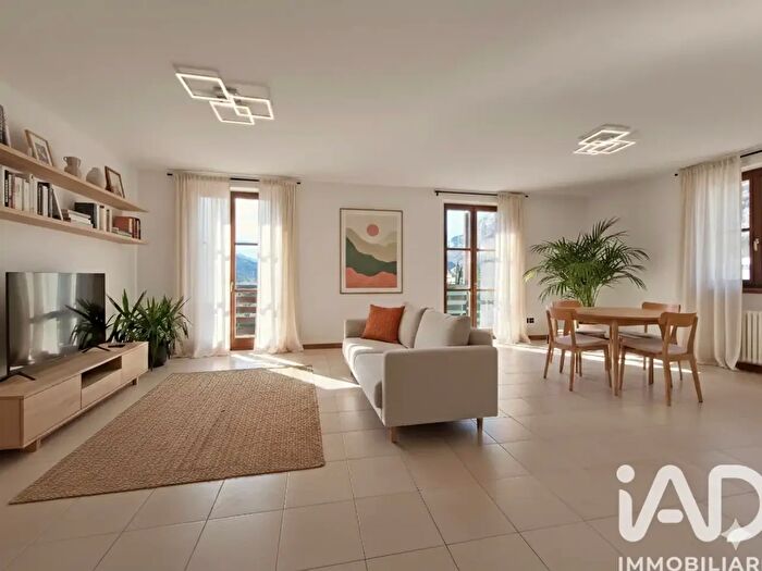 Appartamento con 7 locali in vendita in Via della Filanda, Dro