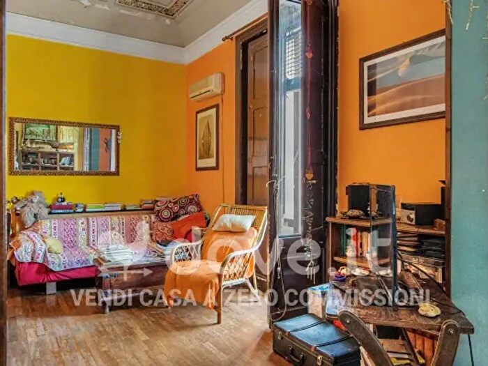 Appartamento trilocale in vendita in Via Nino Martoglio, Catania