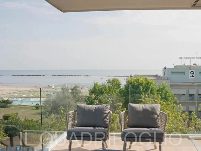 Appartamento trilocale in vendita in Via Grazia dell'Edda, Cesenatico