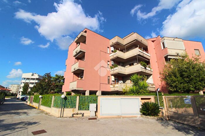 Appartamento quadrilocale in vendita in Via Roma, San Giovanni Teatino