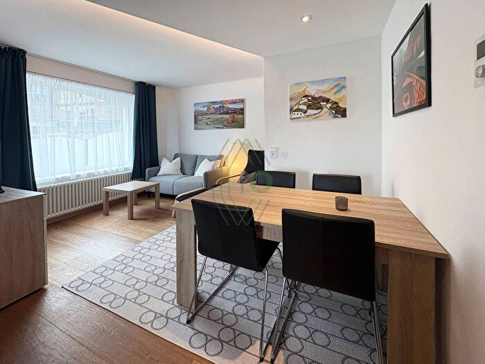 Appartamento trilocale in affitto in Strada Rezia, Ortisei