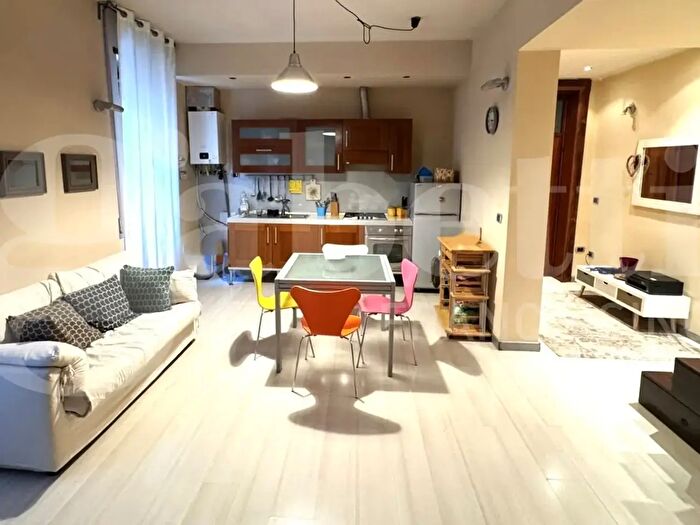 Appartamento trilocale in vendita in Via Crispi, Avezzano