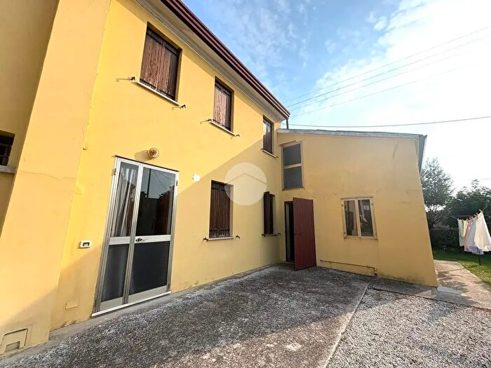 Casa trilocale in vendita in Via Noalese, Vigonza