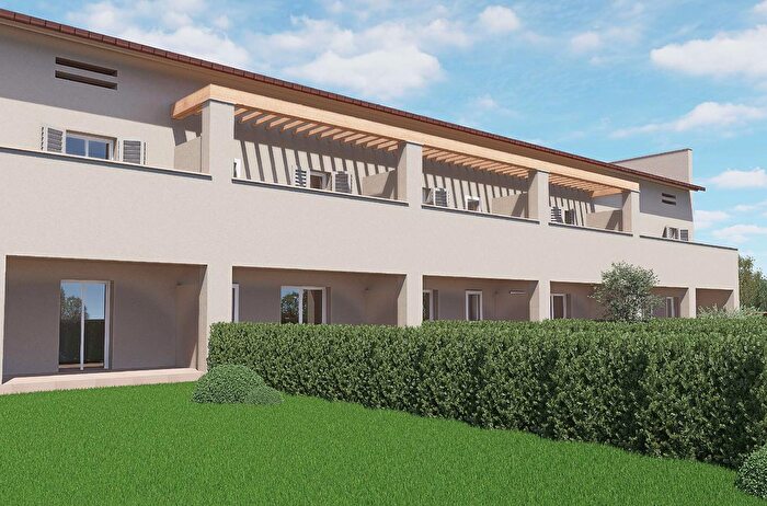 Case in Vendita e in Affitto - 3