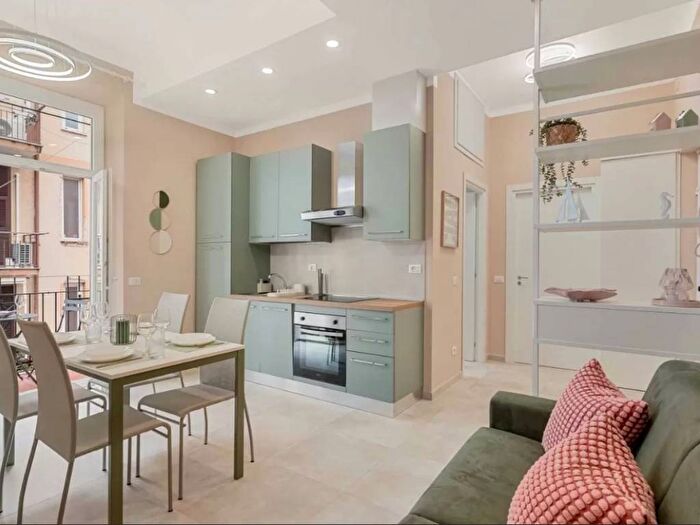 Appartamento bilocale in affitto in Via del Teatro, Centro Storico, La Spezia