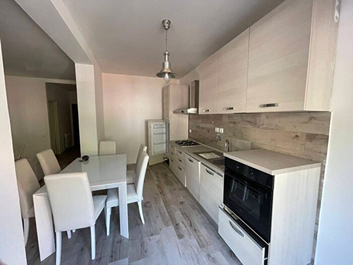 Appartamento quadrilocale in affitto in Largo Madonna Alta, Madonna Alta Prepo, Perugia